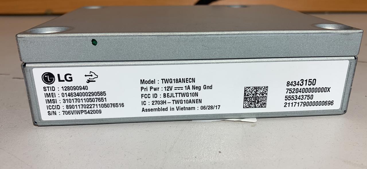 блок радио GMC Terrain 2 поколение 2018, 2.0 л., бензин, АКПП, внедорожник 5 дв. - фото №1