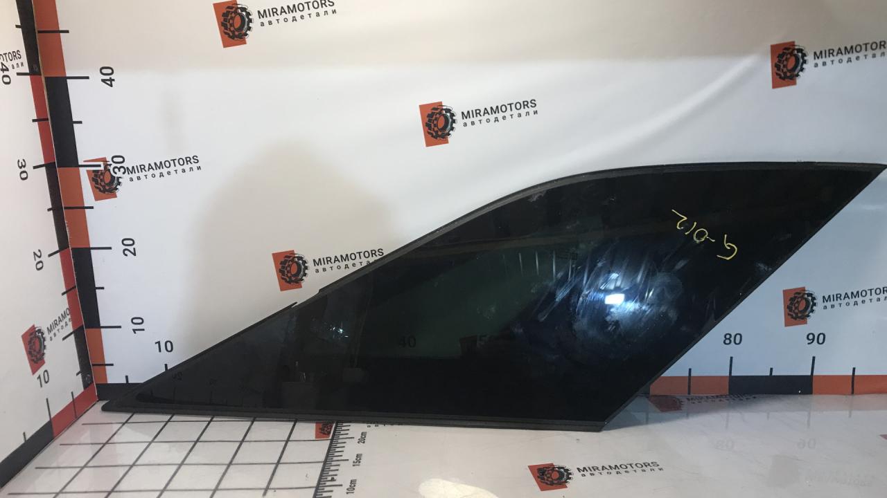 стекло кузовное боковое левое Chevrolet Equinox 3 поколение 2018, 1.5 л., бензин, АКПП, внедорожник 5 дв. - фото №1