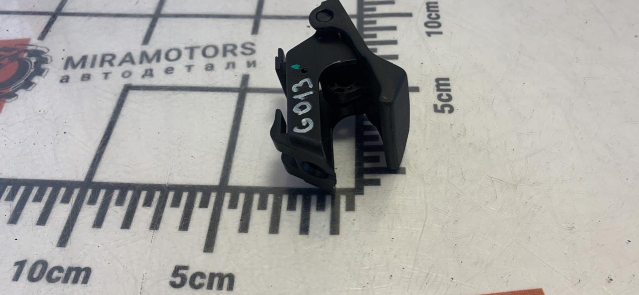 ручка открывания капота GMC Terrain 2 поколение 2018, 2.0 л., бензин, АКПП, внедорожник 5 дв. - фото №1