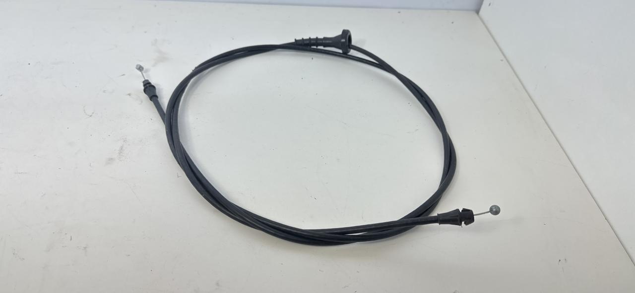 трос капота Chevrolet Equinox 3 поколение 2019, 1.5 л., бензин, АКПП, черный, внедорожник 5 дв., полный привод - фото №1