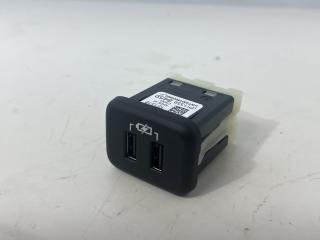 разъем AUX / USB Chevrolet Equinox 3 поколение 2019, 1.5 л., бензин, АКПП, серый, внедорожник 5 дв., полный привод, 13598459