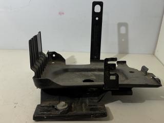 аккумуляторный ящик (АКБ) Chevrolet Equinox 3 поколение 2020, 1.5 л., бензин, АКПП, черный, внедорожник 5 дв.