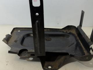 аккумуляторный ящик (АКБ) GMC Terrain 2 поколение 2018, 1.5 л., бензин, АКПП, черный, внедорожник 5 дв., полный привод, 84330203S