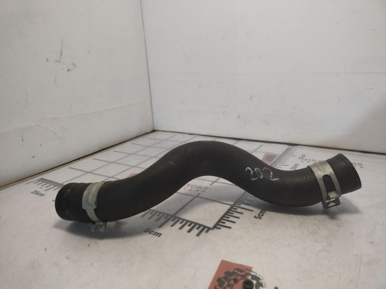 патрубок (трубопровод, шланг) Acura RDX 3 поколение 2019, 2.0 л., бензин, АКПП, белый, передний привод - фото №1