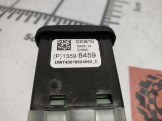 разъем AUX / USB Chevrolet Equinox 3 поколение 2019, 1.5 л., бензин, АКПП, серый, внедорожник 5 дв., полный привод, 13598459