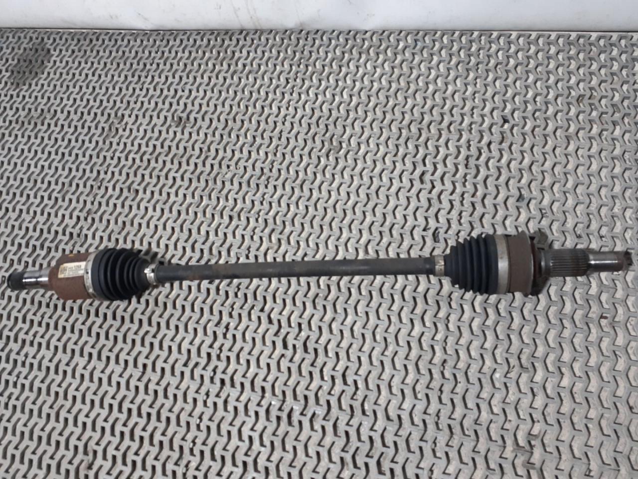 полуось задняя (приводной вал, ШРУС) Chevrolet Equinox 3 поколение 2019, 1.5 л., бензин, АКПП, серый, внедорожник 5 дв., полный привод, 84241268 - фото №1