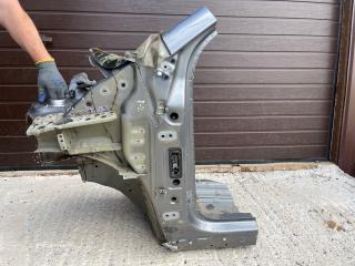 стойка кузовная передняя GMC Terrain 2 поколение 2018, 1.5 л., бензин, АКПП, черный, внедорожник 5 дв., полный привод