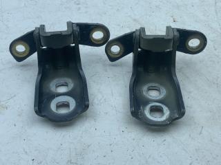 петля двери Chevrolet Equinox 3 поколение 2018, 2.0 л., бензин, АКПП, синий, внедорожник 5 дв., передний привод