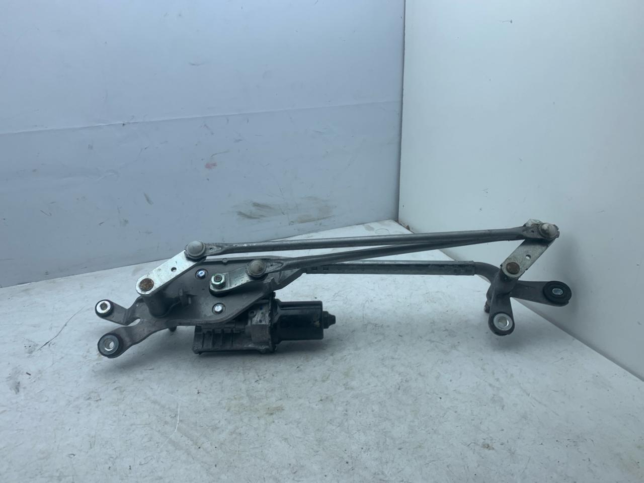 моторчик передних стеклоочистителей (дворников) Acura RDX 3 поколение 2019, 2.0 л., бензин, АКПП, белый, внедорожник 5 дв., полный привод - фото №1