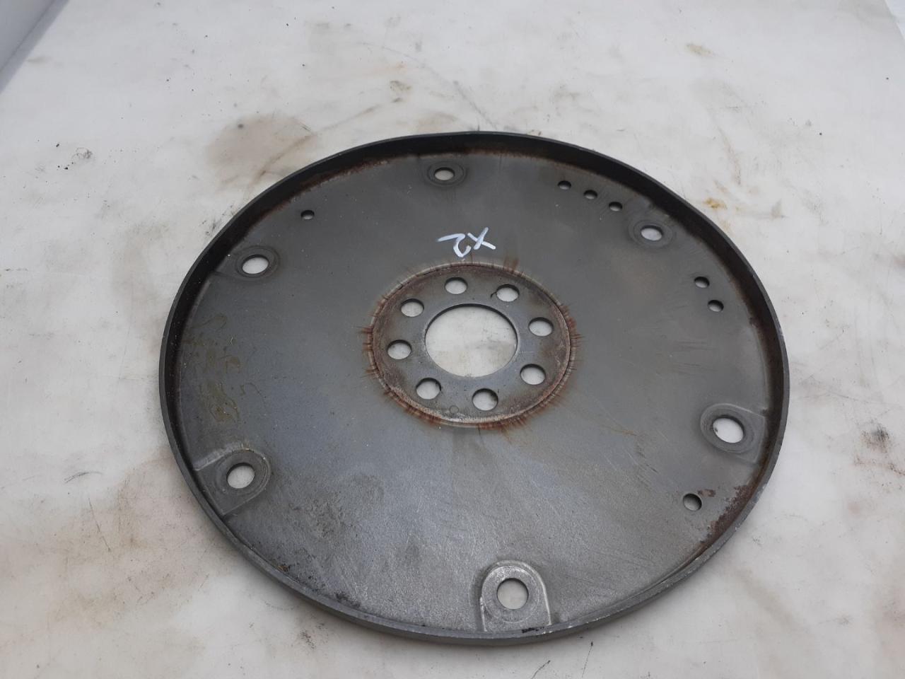 маховик Volkswagen Tiguan 2 поколение 2018, 2.0 л., FSI, бензин, АКПП, белый, внедорожник 5 дв. - фото №1