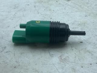 насос (моторчик) омывателя стекла Chevrolet Equinox 3 поколение 2019, 2.0 л., бензин, АКПП, черный, внедорожник 5 дв., полный привод, 3T2335