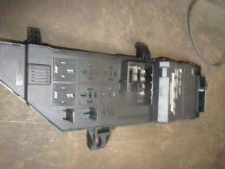 блок предохранителей Cadillac BLS 1 поколение 2006, 12798346, 518820022