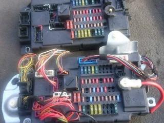 блок предохранителей Mini Cooper 2 поколение 2008, 1.6 л., 61353450824