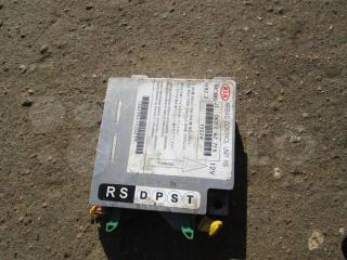 блок AirBag Kia Carens 1 поколение [рестайлинг] 2006, 0K2FE677F0