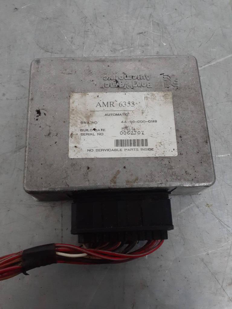 блок управления раздаткой Land Rover Range Rover 2 поколение 1998, 4.6 л., бензин, АКПП, AMR6353, 4450000018D - фото №1