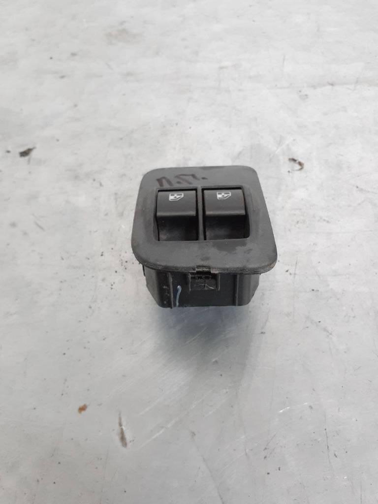 блок управления стеклоподъемниками Mercedes-Benz Vito W638 1999 - фото №1