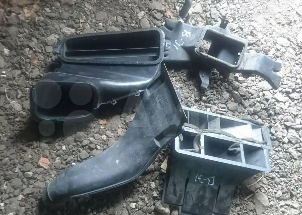 воздухозаборник Mitsubishi Space Star 1 поколение 2001, MR287475, MR258997, MR262445, MB947708 - фото №1