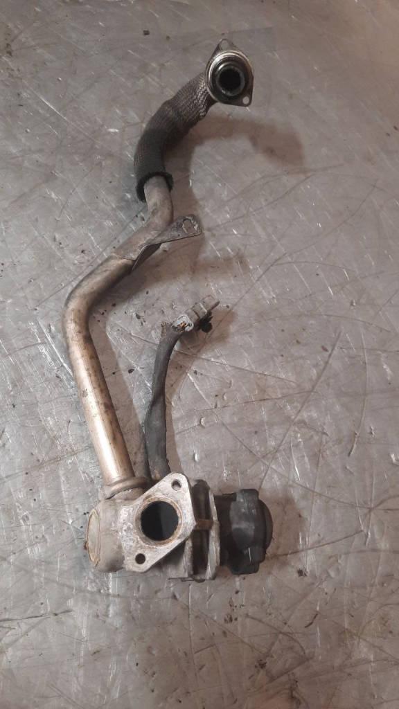 клапан EGR Mazda 3 BK 2005, 1.6 л., дизель, 9654818180 - фото №1