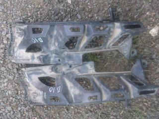 крепление бампера Renault Megane 2 поколение 2005, 1.5 л., дизель, 8200074441