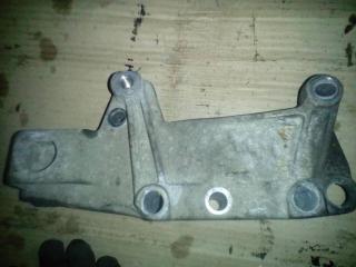 кронштейн двигателя Renault Espace 4 поколение 2004, 2.2 л., дизель, МКПП, 8200140436