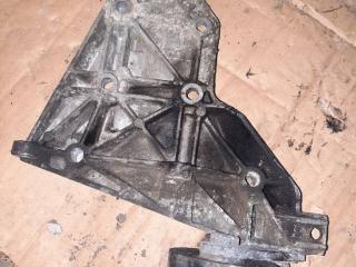 кронштейн компрессора кондиционера BMW 5 серия E39 1999, 2.5 л., дизель