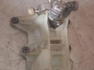 кулиса Toyota Corolla Verso 1 поколение E121 2003, МКПП