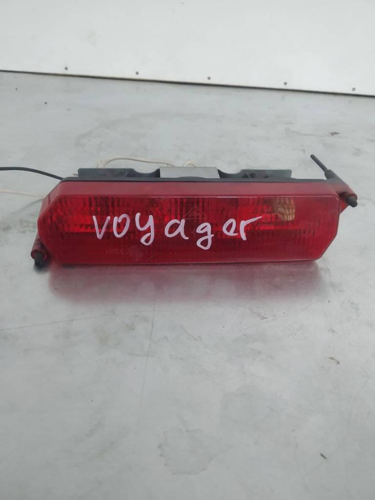 фонарь задний Chrysler Grand Voyager 3 поколение 1998 - фото №1