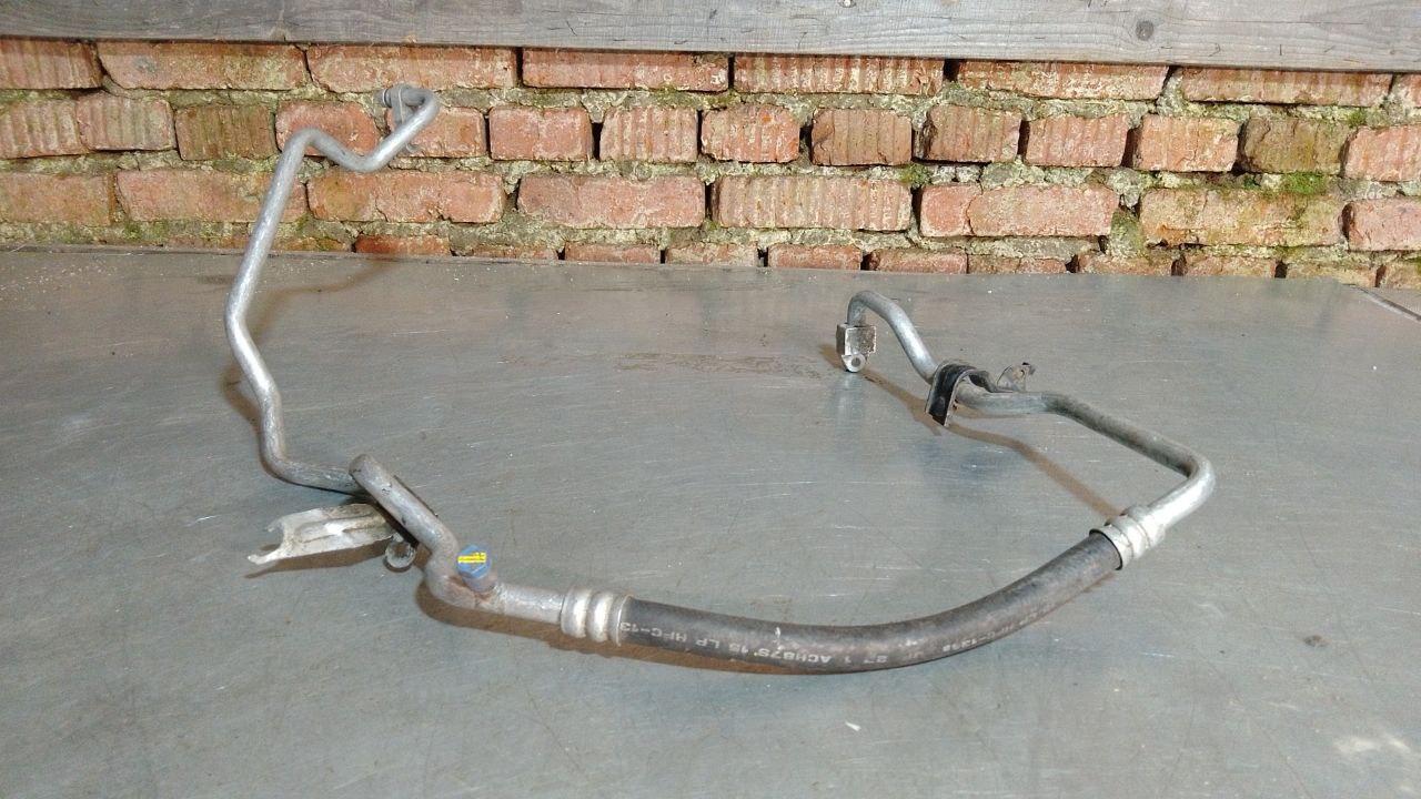 трубка кондиционера Nissan Almera Tino V10 (2000 - 2003), 2.2 л. - фото №1