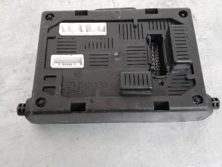 Блок управления BCM (Body Control Module) Renault Modus 1 поколение 2004, 8200528487