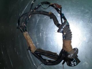 дверная проводка Nissan Almera Tino V10 2002, 2.2 л.