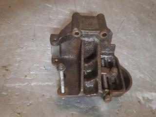 кронштейн генератора Kia Magentis 1 поколение [рестайлинг] 2004, 2.4 л., бензин, АКПП