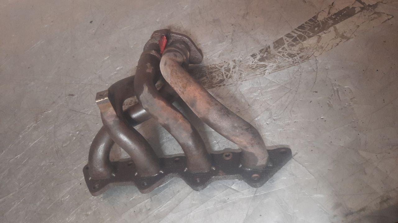 коллектор выпускной Mitsubishi Space Runner 2 поколение 1999, 2.0 л., бензин, МКПП - фото №1