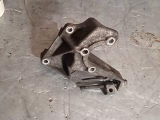 кронштейн генератора Subaru Forester 1 поколение (SF) [рестайлинг] 2001, 2.0 л., бензин, МКПП