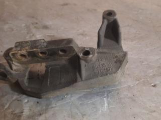 кронштейн двигателя Opel Astra G 2003, 2.0 л., дизель, 90538558, 7135979