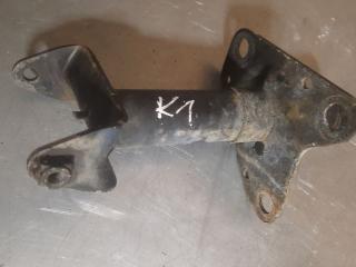 Крепление бампера переднего Volkswagen Passat B5 1999, 3B0807134A