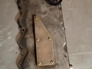 клапанная крышка Nissan Almera Tino V10 2002, 2.2 л., дизель