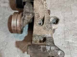 кронштейн генератора Honda Civic 7 поколение [рестайлинг] 2004, 1.7 л., дизель, хетчбэк 5 дв.