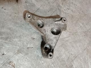 кронштейн двигателя Honda Civic 7 поколение [рестайлинг] 2004, 1.7 л., дизель, МКПП, хетчбэк 5 дв., 8972624630