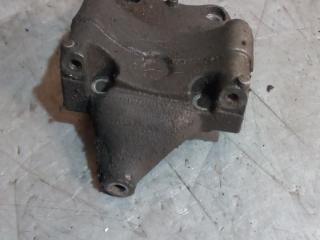 кронштейн генератора Peugeot 206 1 поколение 2001, 1.4 л., бензин, МКПП, 9628584080