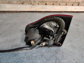 фонарь задний левый Toyota Avensis Verso 1 поколение 2001