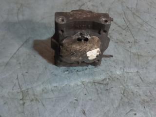 суппорт Citroen C5 1 поколение 2003, Y4152, 1811P