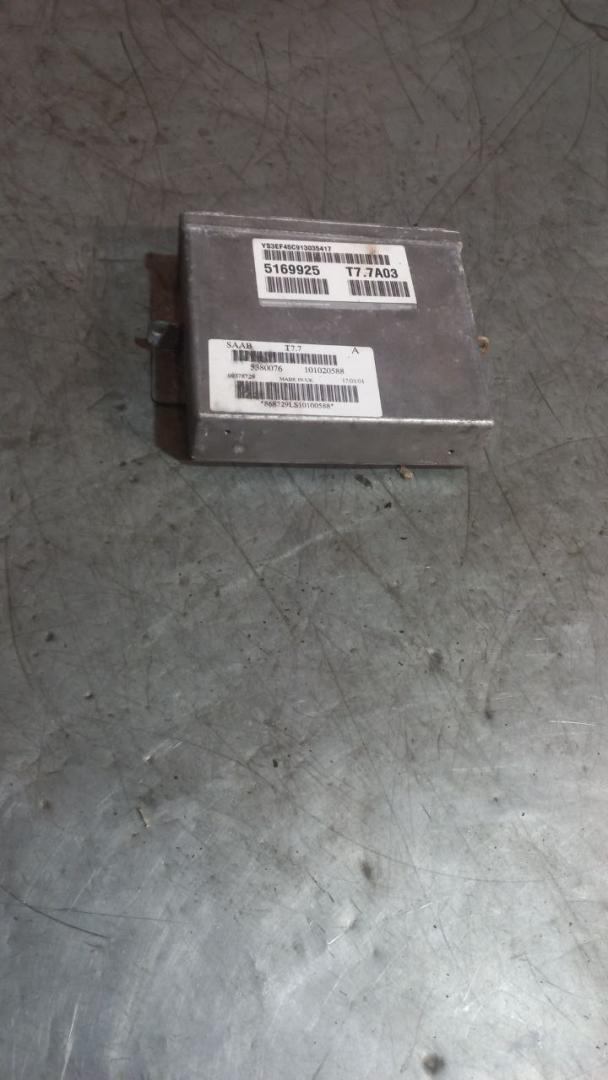 блок управления двигателем Saab 2001, 2.0 л., бензин, МКПП, 5169925, 5380076.101 - фото №1