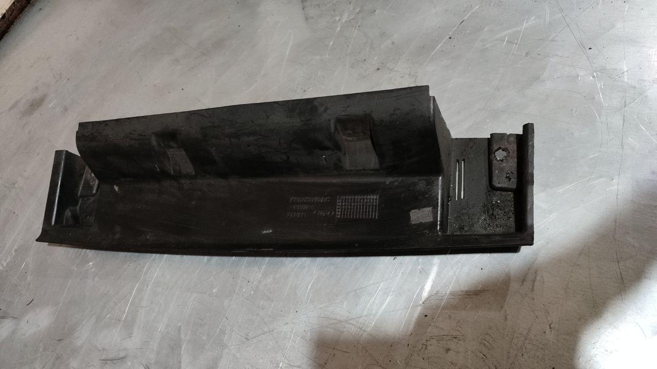 воздухозаборник Ford Transit Connect 1 поколение 2009, 7T166C646AC - фото №1