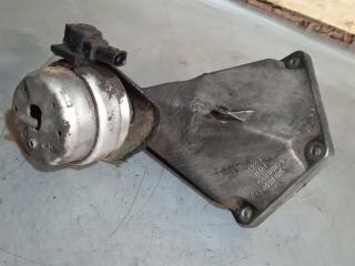 кронштейн двигателя Audi A6 4B/C5 C5 2000, 2.5 л., дизель, 4B0199307C