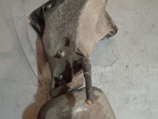 кронштейн двигателя Volkswagen Passat B5 1997, 1.8 л., бензин, 8D0199308L