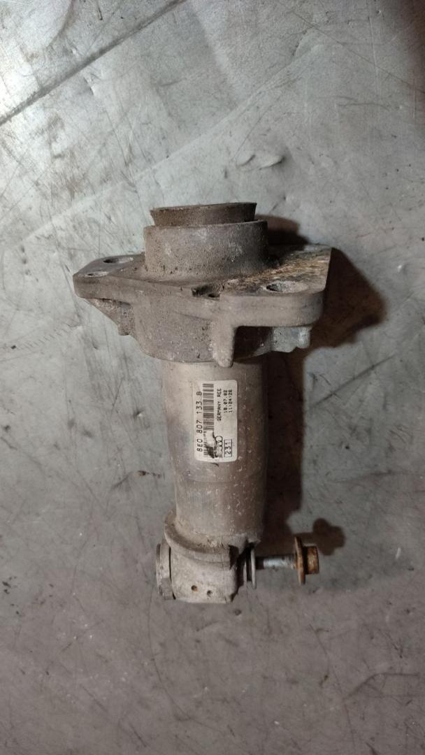 Крепление бампера переднего Audi A4 B6 (2000 - 2006), 8E0807133B - фото №1