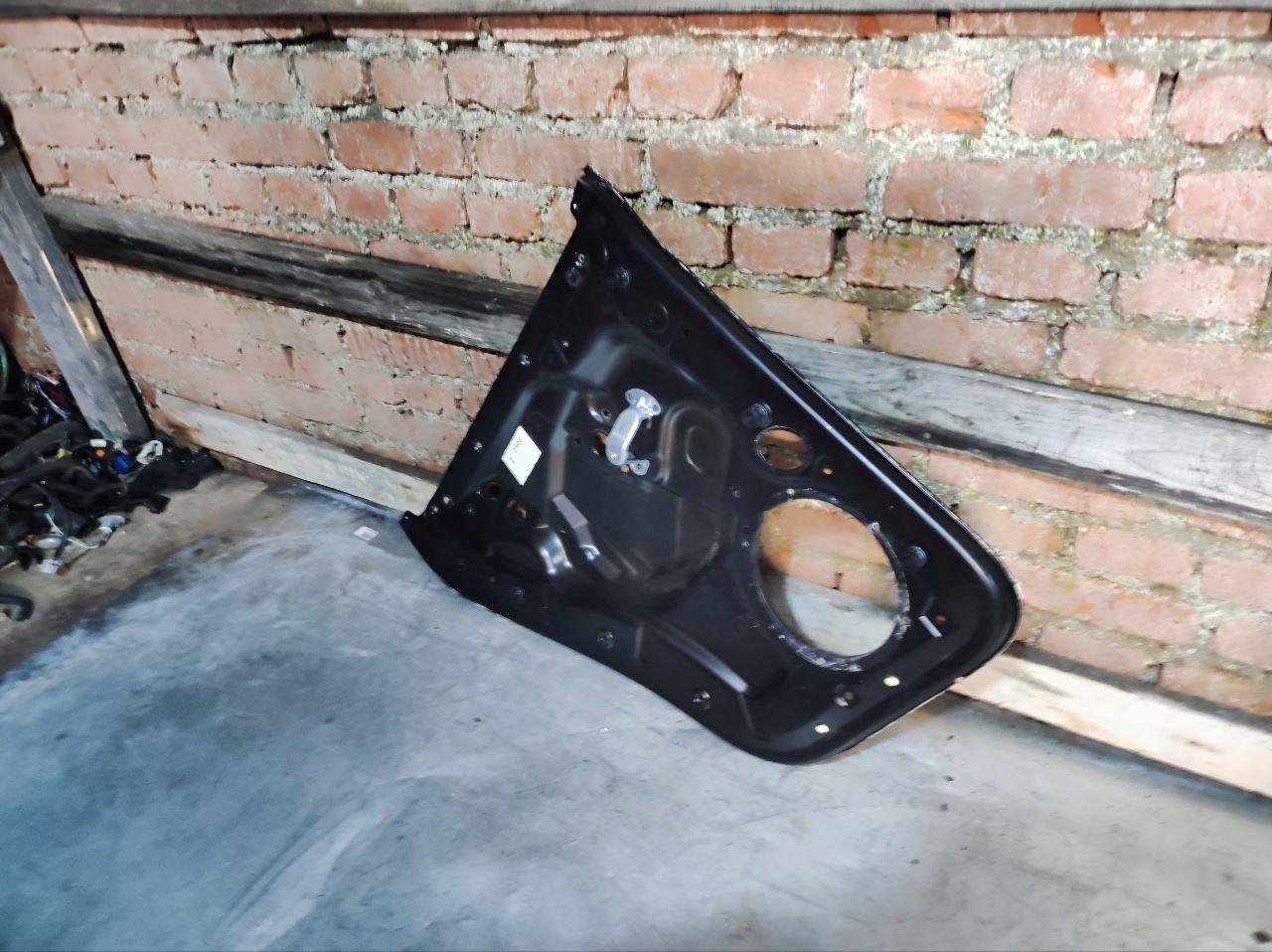 кронштейн (крепление) Volkswagen Touareg 1 поколение (2002 - 2007) - фото №1