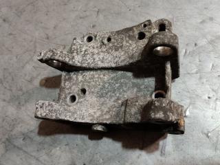 кронштейн генератора Peugeot 307 1 поколение 2003, 1.6 л., бензин