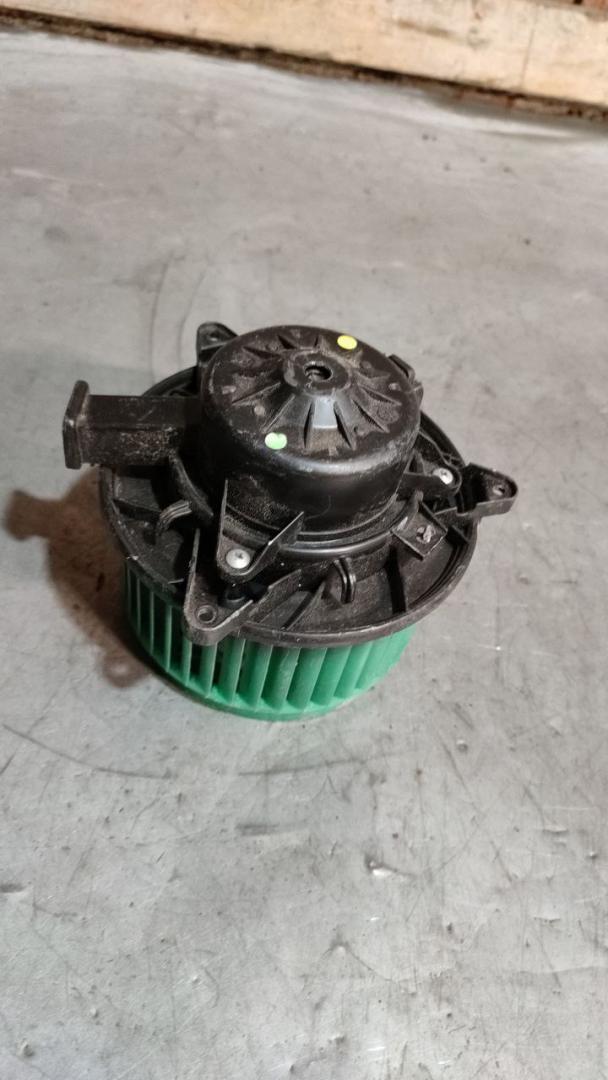 моторчик печки Opel Insignia 1 поколение (A) (2008 - 2014), 2.0 л., дизель, 52426733, A090441833 - фото №1