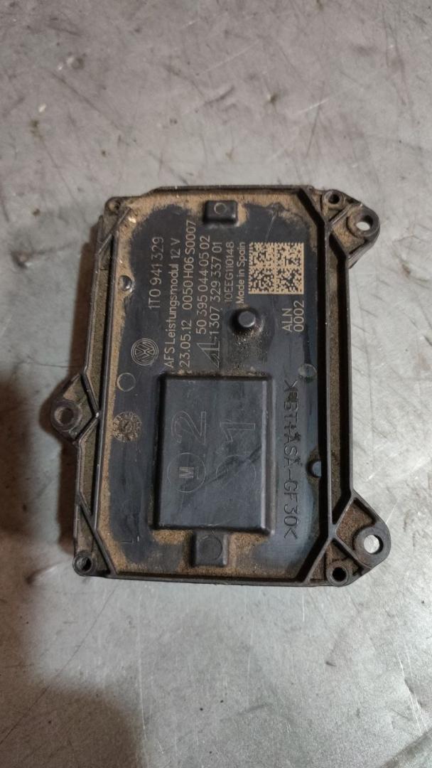 блок розжига ксенона Volkswagen Passat CC 1 поколение (2008 - 2012), 1T0941329, 130733000000 - фото №1